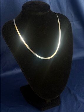 20” 6mm Solid 925 Classic Women’s Silver Herringbone Necklace